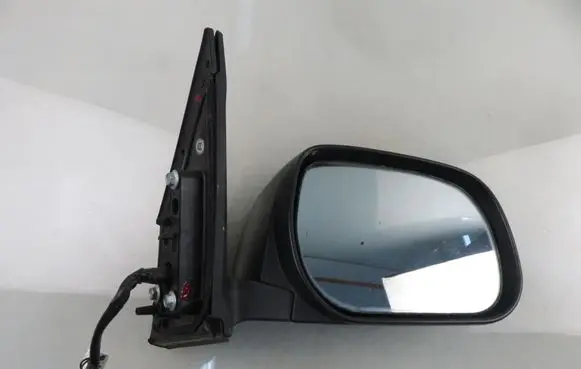 Toyota RAV 4 (XA30) Front door electric wing mirror