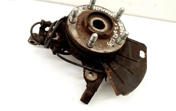 Hyundai i40 Front wheel hub 598303Z900