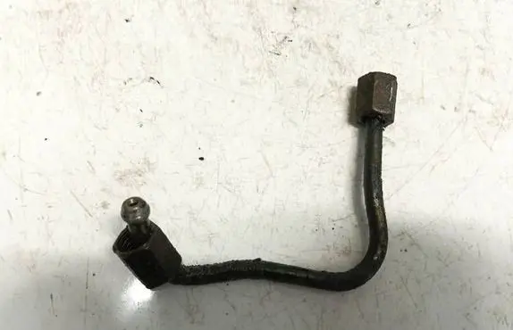 Citroen C5 Fuel line pipe 
