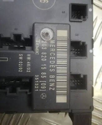 Mercedes-Benz C W203 Door control unit/module 203820158509