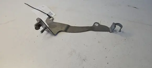 BMW 4 G22 G23 G24 G26 Muffler mount bracket/holder 9468575 10218010 10825350