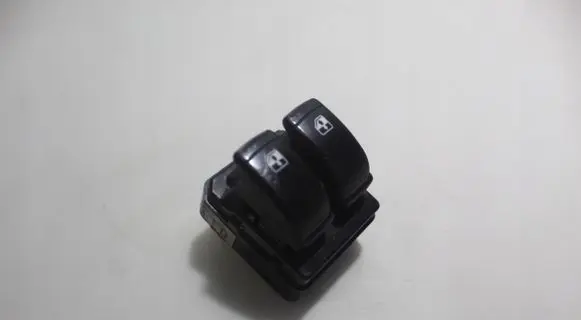 Chevrolet Aveo Electric window control switch