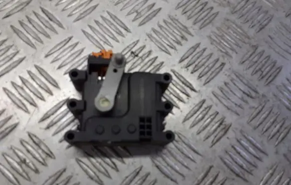 Mazda 6 A/C air flow flap actuator/motor 
