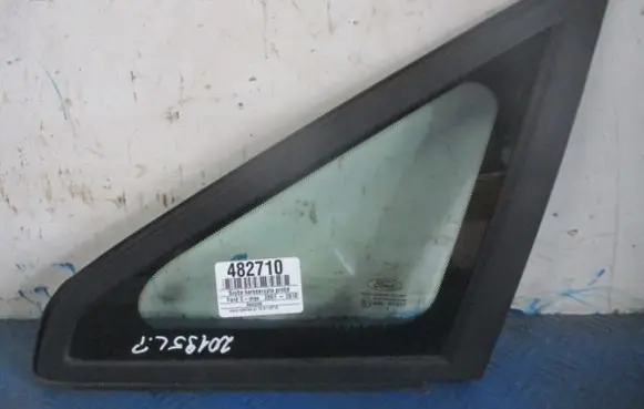 Ford Grand C-MAX Front door vent window glass four-door 