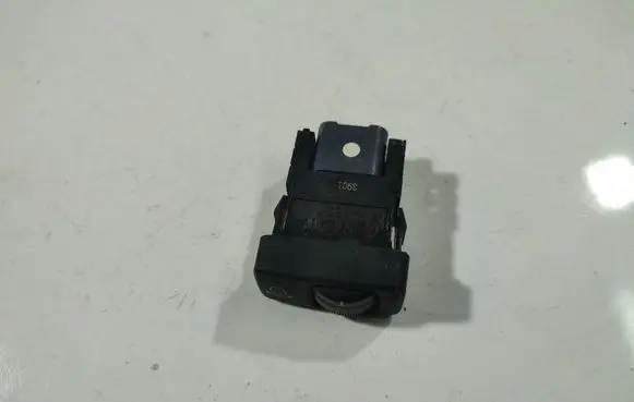 Toyota Avensis Verso Headlight level height control switch 
