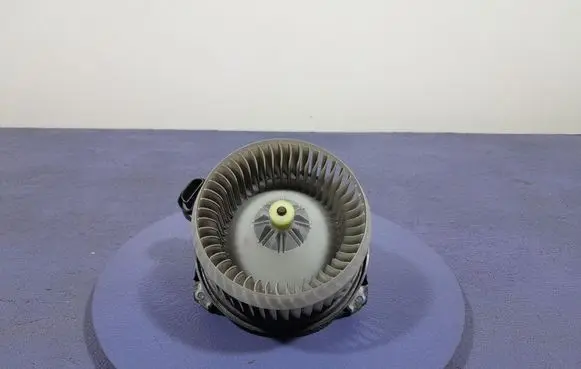 Toyota Auris E180 Heater fan/blower AV2727008085