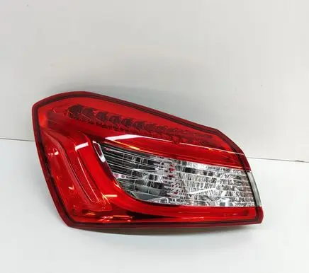 Maserati Ghibli Rear/tail lights 670107151