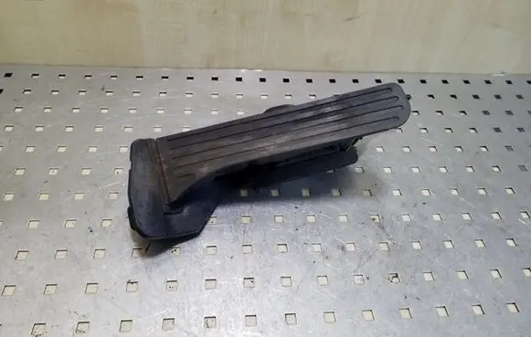 Skoda Superb B6 (3T) Accelerator throttle pedal 1K2721503M 6PV00874500