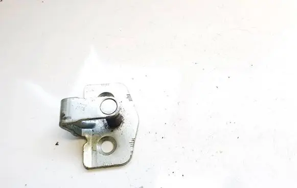 Opel Astra H Rear door lock loop/hook striker 96336