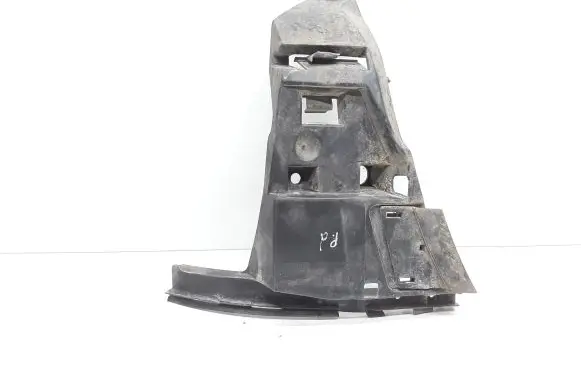 Volvo XC70 Front bumper mounting bracket 09484270