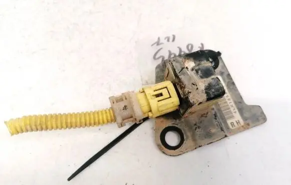 Subaru Legacy Airbag deployment crash/impact sensor 98231AE000 1876003470
