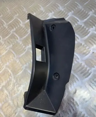 Subaru Legacy Rear/tail light trim molding 220-20067