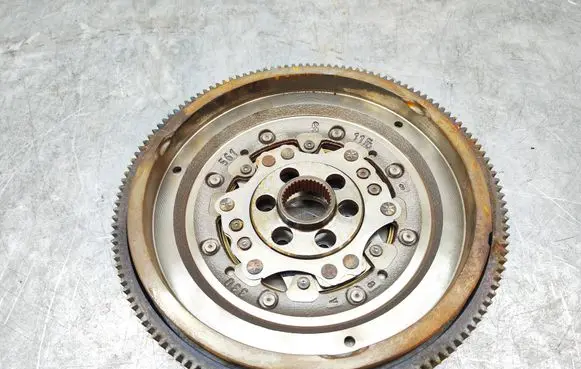 Volkswagen Transporter - Caravelle T5 Flywheel 2295000324 081122042A