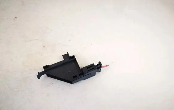 Volkswagen Golf V Sensor 1k0947561