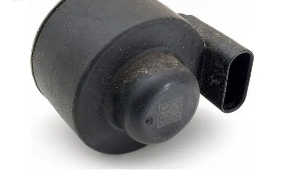 Tesla Model Y Other exterior part P1501100CLC