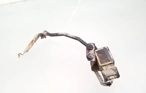 Headlight/headlamp level sensor