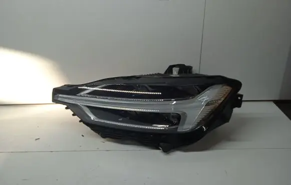 Volvo XC60 Headlight/headlamp 31420417