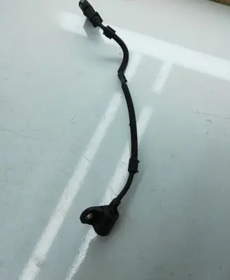 Volkswagen Golf IV Crankshaft position sensor 9805940