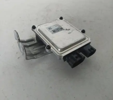 Lexus RX 450H Fuel injection pump control unit/module 8957158010 1998001011