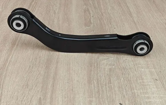 BMW 4 G22 G23 G24 G26 Rear upper control arm/wishbone 6881199 6881201