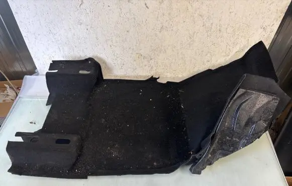 Tesla Model Y Front floor carpet liner 1493060-00-H