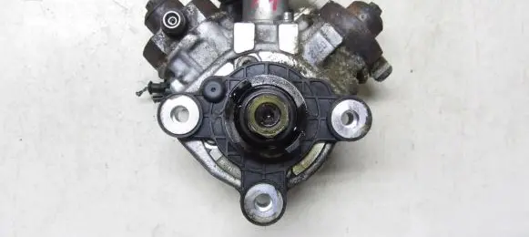 Volvo XC60 Fuel injection high pressure pump 0445010618