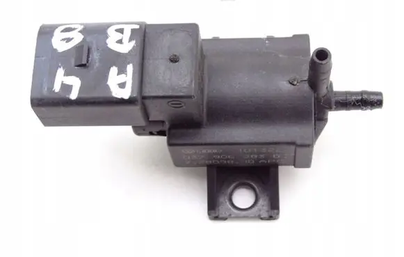 Audi A4 S4 B8 8K Turbo solenoid valve 037906283D