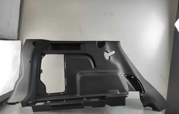 Trunk/boot lower side trim panel