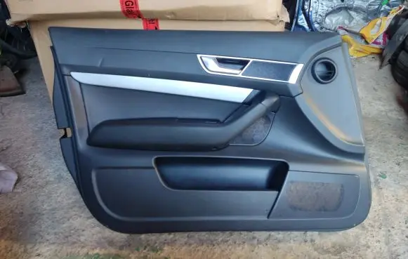 Audi A6 S6 C6 4F Front door card panel trim