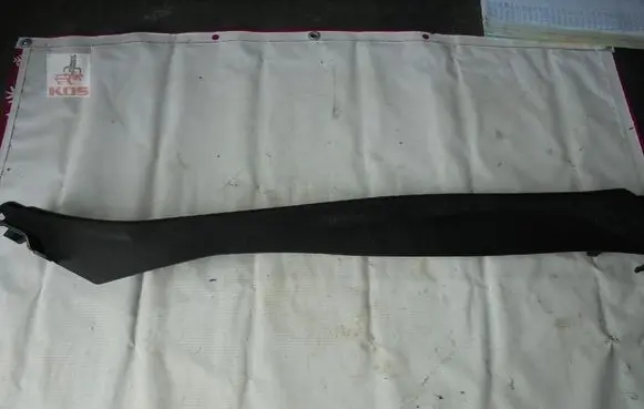 Hyundai Genesis side skirts sill cover 85895-3M000