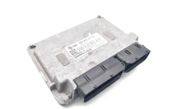 Audi A3 S3 8P Engine control unit/module 06A906033GQ 5WP40344