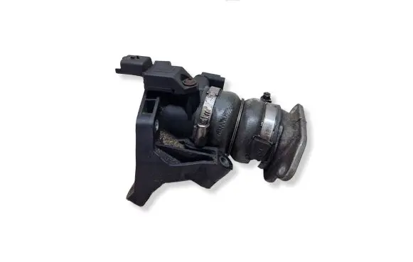 Ford Focus Mass air flow meter 7V2Q9J444AD D1B1A W12601