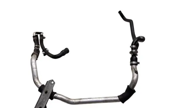 Volvo V70 Engine coolant pipe/hose 30667100