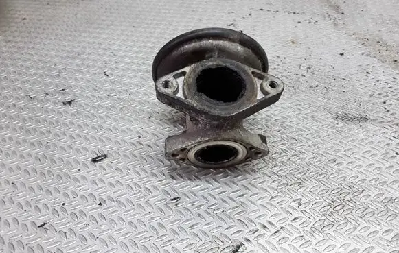 Ford Mondeo Mk III EGR valve 72814700