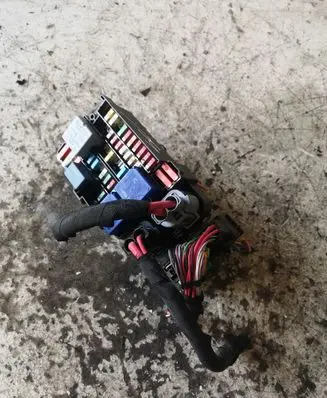 Renault Scenic III - Grand scenic III Fuse module