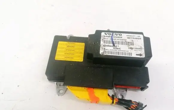 Volvo V50 Airbag control unit/module 30724652 005102301067