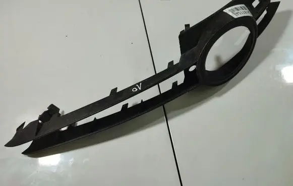 Front bumper lower grill
