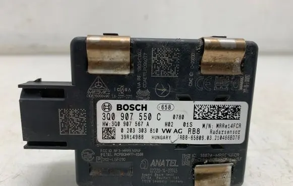 Volkswagen PASSAT B8 Distronic sensor radar 3Q0907550C
