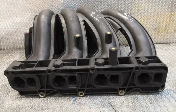 Mercedes-Benz E W211 Intake manifold 6110903537