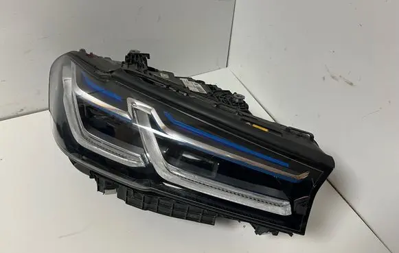 BMW 5 G30 G31 G38 Headlight/headlamp 9850588