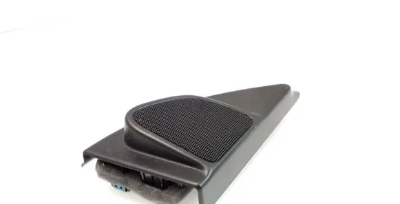 Volvo XC60 Front door high frequency speaker 30781068 13W48