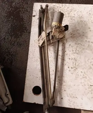 Volkswagen PASSAT B4 Front wiper linkage 