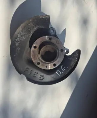Opel Combo E Rear wheel hub 9820098380 9813623380