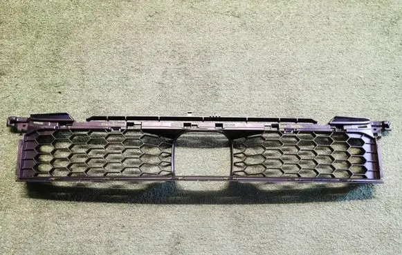Audi A5 Front bumper lower grill 8B3807683BDANEK 8B3807683B
