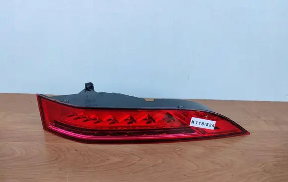 Jaguar F-Pace Rear/tail lights HK8313404A