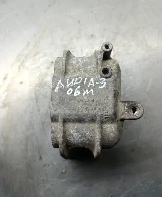 Audi A3 S3 8P Engine mount bracket 1k0199262am