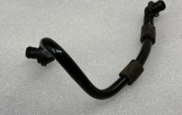 Brake vacuum hose/pipe