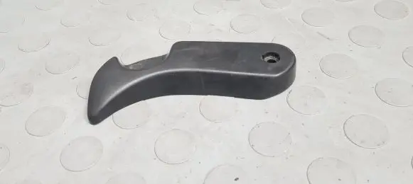 BMW 5 E39 Engine bonnet (hood) release handle 8226620
