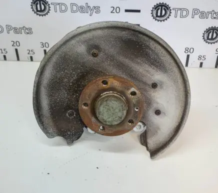 Audi A6 S6 C7 4G Rear wheel hub 8K0505432AQ