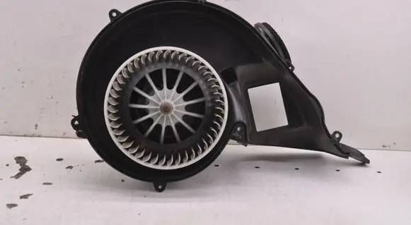 Land Rover Range Rover Evoque L538 Heater fan/blower 9415188
